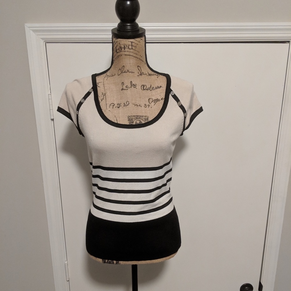 White House Black Market Top